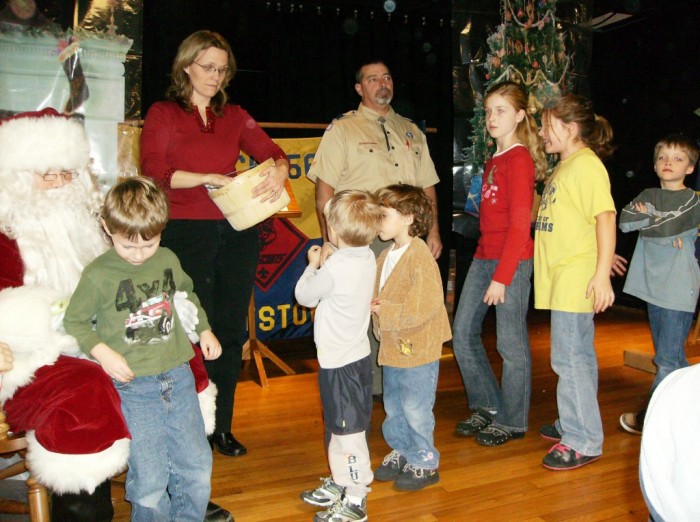 Christmas Holiday Scout Photo 007.jpg